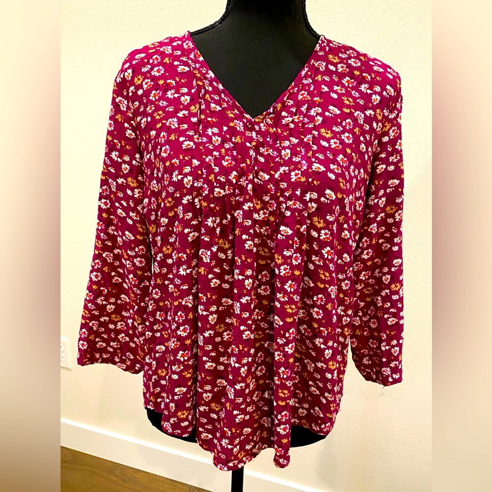 Ladies M Summer Rayon Top